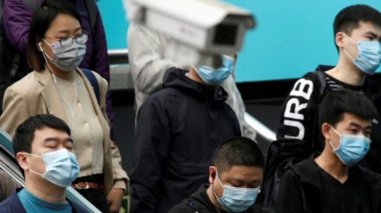 Pekini zyrtar: Fajësimi i Kinës për COVID-19 nuk e pastron SHBA-në