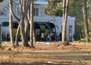 Afganët mbërrijnë në Durrës! Akomodohen në vendet e përcaktuara, ‘elita’ qëndron në hotele