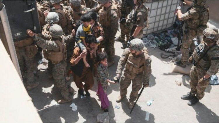 Banka Botërore pezullon ndihmën për Afganistanin