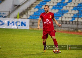 Partizani “fërkon duart”, nisin kontaktet me ish-mbrojtësin që u transferua në Turqi