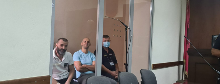 Dështuan në arratisjen nga burgu “313”, Arbër Çekaj dhe Fatmir Pjetri të buzëqeshur para gjykatës