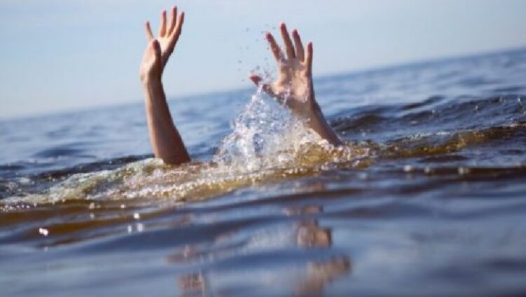 Ishte duke u larë në det, mbytet në Durrës i moshuri