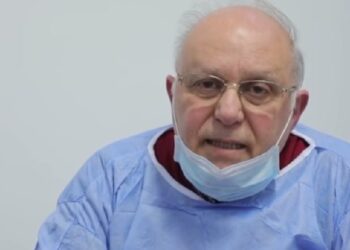 Mjeku Kalo shuplakë Ramës e Veliajt: Merruni me situatën në autobusët tanë më keq se në Kabul