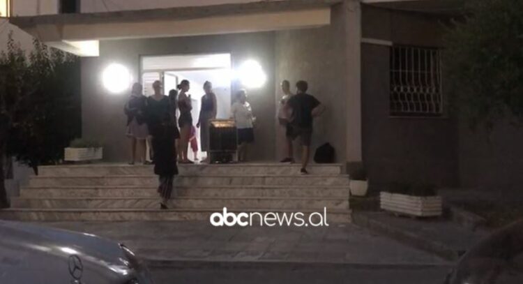 Zbrazen godinat, Qytet Studenti gati për të pritur afganët