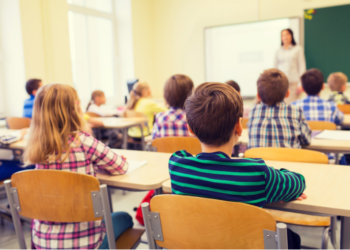 Kosova fillon vitin e ri shkollor më 1 Shtator, ministrja e arsimit: Zgjidhja e vetme vaksinimi i mësuesve