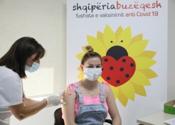Rama thirrje qytetarëve: Variant i ri i koronavirusit shqetësim për të gjithë, shkoni vaksinohuni