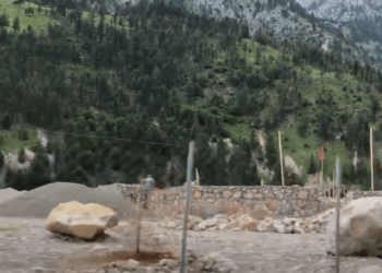 Llava e betonit nuk kursen as Alpet, ndërtimet pa kriter dhe HEC-et “pushtojnë” Valbonën