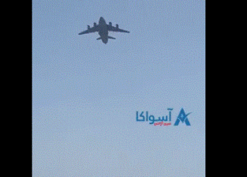 Pamje shokuese/ Po tentonin të largoheshin nga Kabuli, qytetarët bien nga avioni (Video)