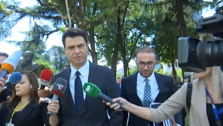 “Votoni kundër Lindita Nikollës si kryeparlamentare”/ Zbulohet vendimi që Basha kërkoi për seancën e orës 17:00