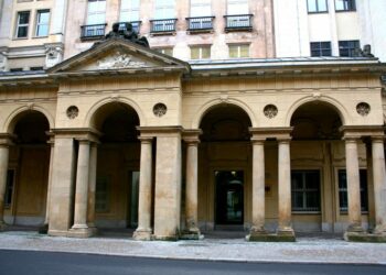 Pastrim parash, Prokuroria e Gjermanisë bastis zyrat e Ministrive të Financave dhe Drejtësisë