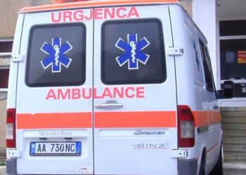 Po rregullonte çatinë e një banese në Pukë, punëtori bie nga lartësia dhe humb jetën