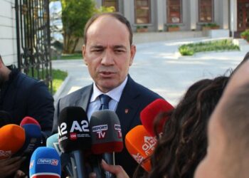 Nishani thirrje demokratëve: Mos u dorëzoni përpara këtij provokimi. Basha, pengu dhe argati i Edi Ramës në krye të PD