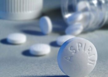 Aspirina ‘shëron’ edhe rrobat, një përdorim që nuk e keni ditur