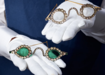 ‘Syzet që largojnë të keqen’, më të shtrenjtat në historinë e njerëzimit