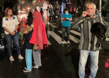 Rrëshqitje shkëmbinjsh dhe dëmtime banesash, tërmeti shkatërrimtar me magnitudë 7 ballë godet Meksikën (VIDEO)