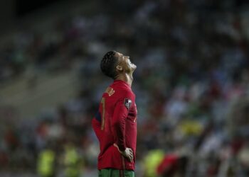 Cristiano Ronaldo bën histori/ Zyrtarisht lojtari i parë më më shumë gola në Champions, lë pas Messin