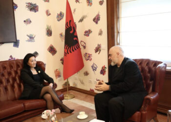 Yuri Kim uron Ramën: Mandati i tretë historik, SHBA pret të punojë intensivisht me ju