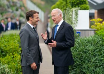 Ulen tensionet Paris-Uashington, Franca rikthen ambasadorin