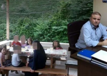 E RËNDË! Gruaja i kërkoi divorcin, Imami në Turqi vret tre vajzat e tij