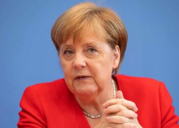 Nesër në Shqipëri/ Merkel sot në Serbi, pasdite takime me presidentin Vuçiç