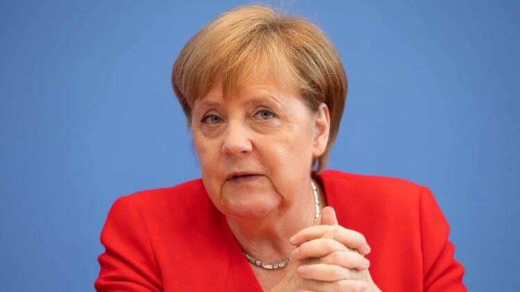 Nesër në Shqipëri/ Merkel sot në Serbi, pasdite takime me presidentin Vuçiç