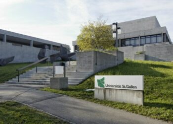 Universitetet më të mira për master në menaxhim biznes, rritet kërkesa për këtë degë