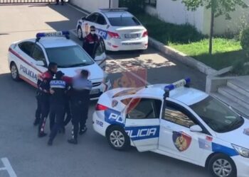 Me armë pa leje me vete, arrestohet 24 vjeçari në Tiranë