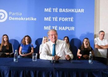 Sali Berisha njofton takimin e radhës në Vlorë me demokratët: Vetëm të bashkuar fitojmë