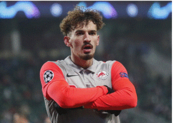 E KRYER/ Lëvizje surprizë në merkato, sulmuesi shqiptar transferohet te Fenerbahçe