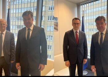 Lajçak publikon dokumentin: Arrihet marrëveshja Kosovë-Serbi për reciprocitetin e targave