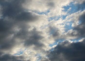 Parashikimi i motit: Vranësira dhe reshje shiu në disa zona