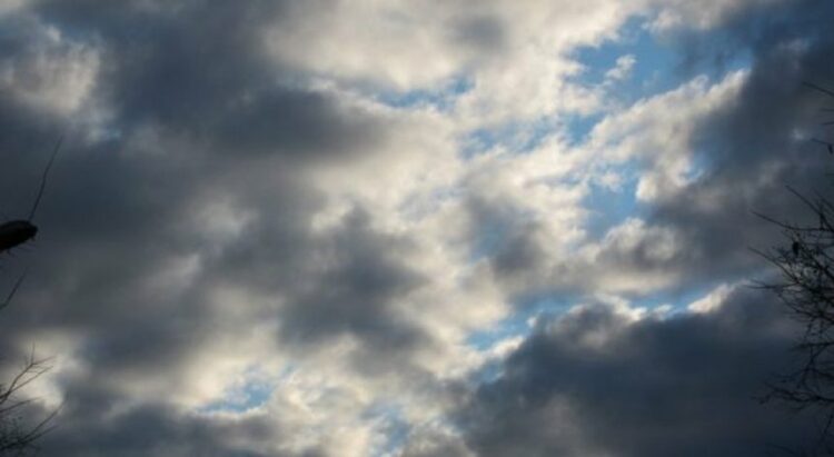 Parashikimi i motit: Vranësira dhe reshje shiu në disa zona