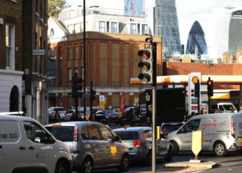 Britania angazhon ushtrinë për të lehtësuar krizën me furnizimin me karburante