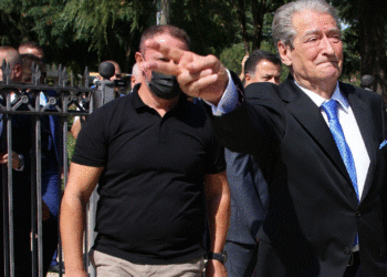 Berisha jashtë grupit demokrat, Kuvendi njeh kërkesën e PD