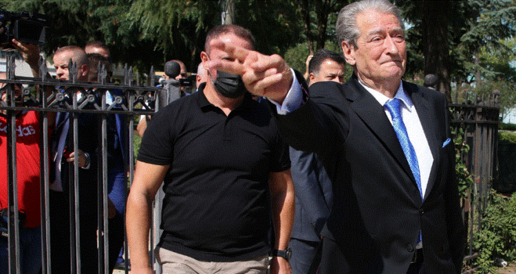 Berisha jashtë grupit demokrat, Kuvendi njeh kërkesën e PD