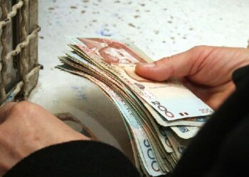 12% e të punësuarve në Shqipëri paguhen nën kufirin e varfërisë 5 USD në ditë
