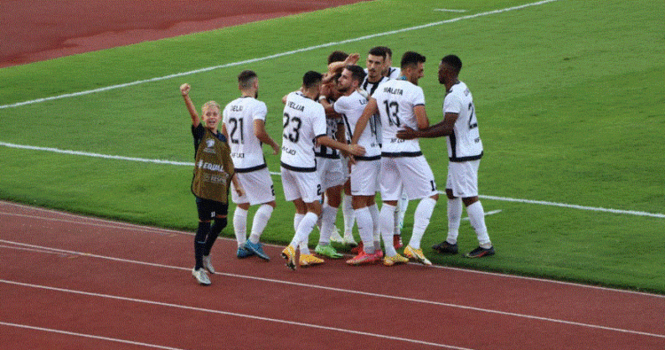 Klubet shqiptare në Europë: Laçi në majë, Kukësi e Teuta në podium