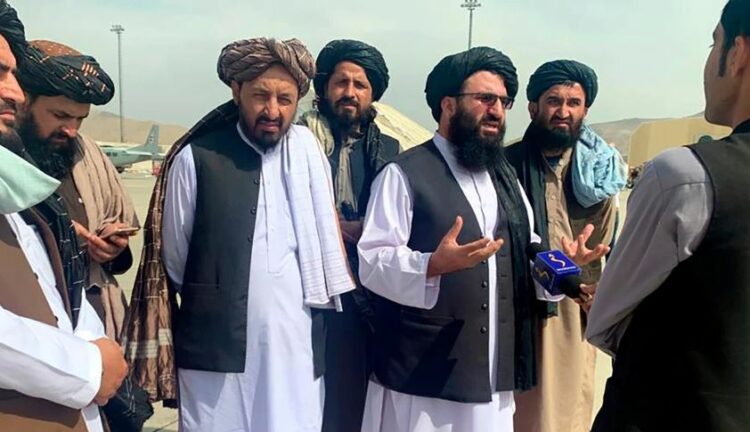 “Planifikojmë hartimin e një Kushtetute”/ Krijimi i qeverisë së re, talebanët: Mund të zhvillojmë zgjedhje