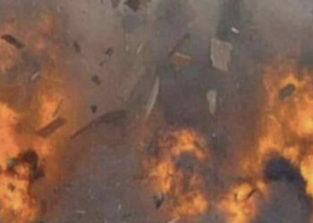 Shpërthen bomba në hyrjen e xhamisë në Kabul, disa persona të vdekur