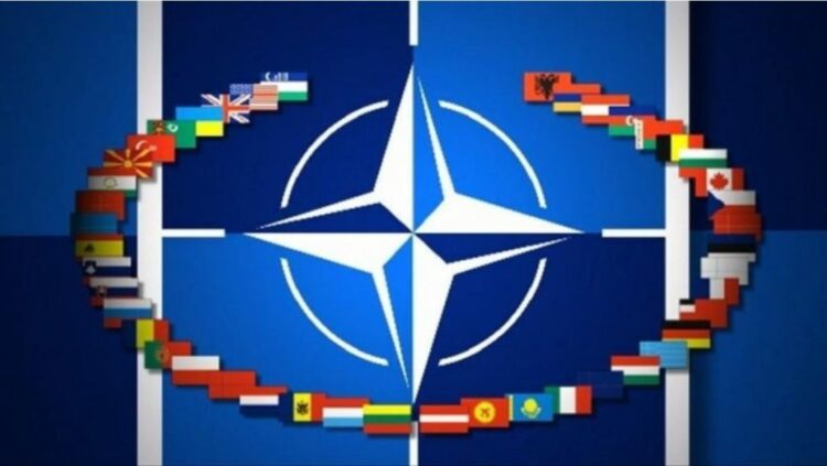 Dyshohet se punonin si agjentë, NATO dëbon 8 diplomatë rusë