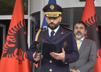 Merr zyrtarisht detyrën/ Gledis Nano: Betohem se do e mbaj me nder flamurin e Policisë së Shtetit