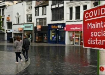 Situata shqetësuese në Britani, regjistrohen 49,000 raste me COVID brenda një dite