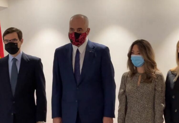 Rama niset drejt Spanjës në takime me Sekretarët e Shtetit për Europën e për Tregtinë