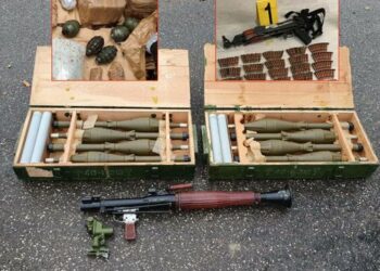 Predha, mitralozë dhe granata, çfarë i gjeti policia 5 shqiptarëve që po përgatiteshin për akte terroriste