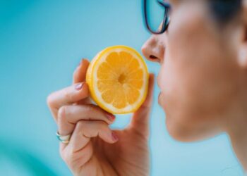 Si mund t’i kuroni pasojat afatgjata të Covid-19, vitamina me rezultatet e shpejta