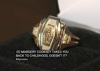 Humbi në vitin 1948, unaza i kthehet familjes pas 73 vitesh