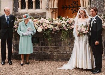 Princesha Beatrice zbulon emrin e vajzës me këtë foto (FOTO)