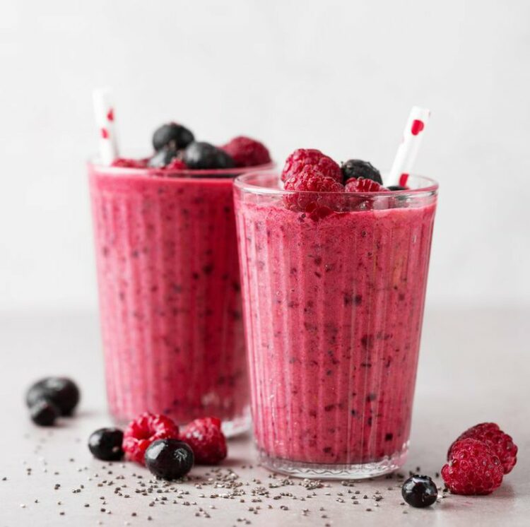 10 ushqime që duhet t’i hani kur keni dhimbje fyti!