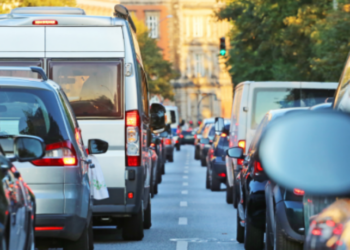 Mbyllet strategjia 4-vjeçare e transportit, fondet për rrugët u tejkaluan me 17%, por 4 akset strategjike nuk kanë nisur