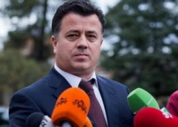 Noka reagon pas shkarkimit: Basha mori urdhër nga Rama për të më larguar